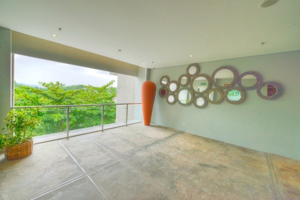 Oak Tree Emerald Hotel & Coventions Semarang Zewnętrze zdjęcie