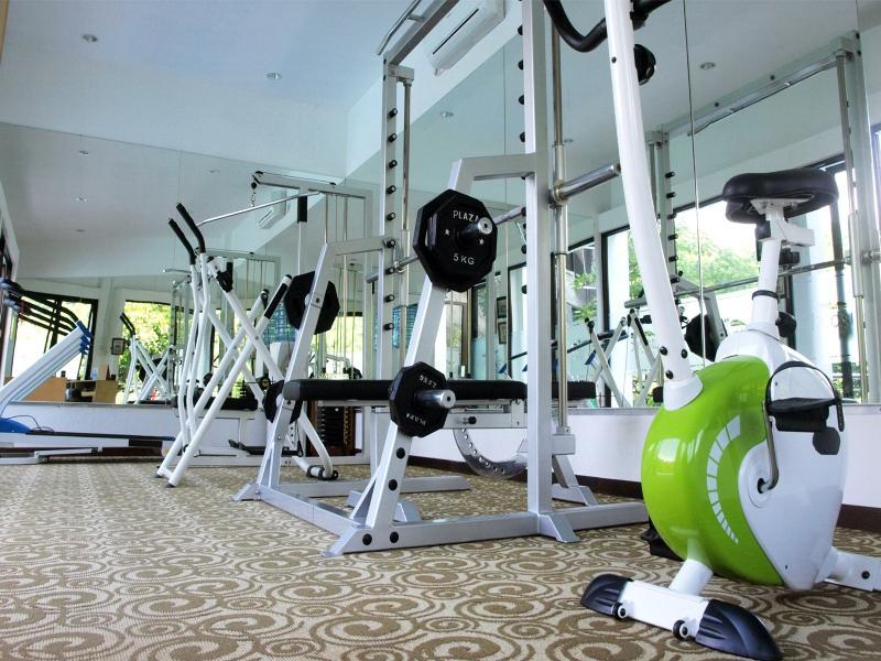 Oak Tree Emerald Hotel & Coventions Semarang Zewnętrze zdjęcie